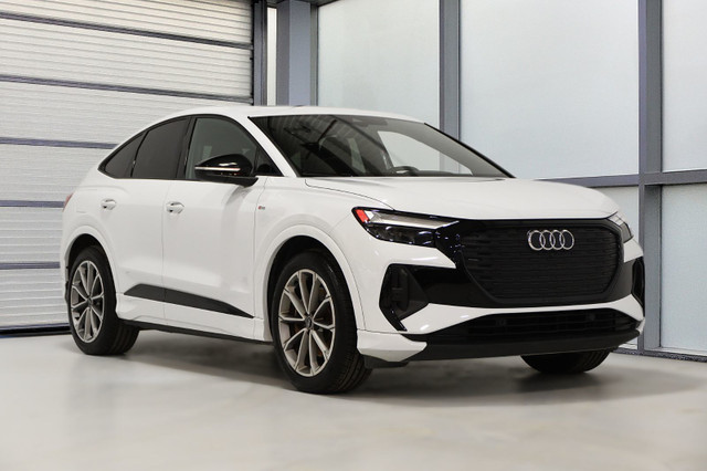 2025 Audi Q4 e-tron Sportback Black optics / Hitch / 1.99% / Qua dans Autos et camions  à Longueuil/Rive Sud