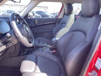 This 2024 Mini Countryman S is an exceptional vehicle! With a turbocharged engine, a large dual pane... (image 2)