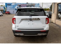 GREAT 3 ROW SUV! - Heated Seats - Backup Camera - Bluetooth - Apple CarPlay & Android Auto - Remote... (image 7)