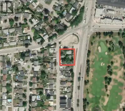 Land Assembly opportunity with 818 & 826 Glenmore Dr. Prime development opportunity on a Transit Sup...