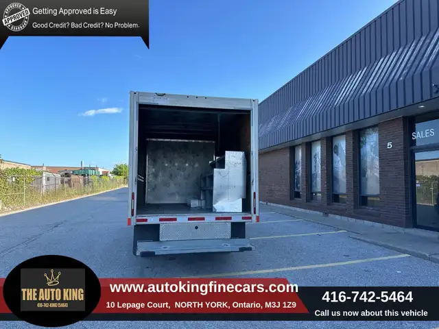 2019 GMC Savana Commercial Cutaway EXCELLENT CONDITION***** READ in Cars & Trucks in City of Toronto - Image 6