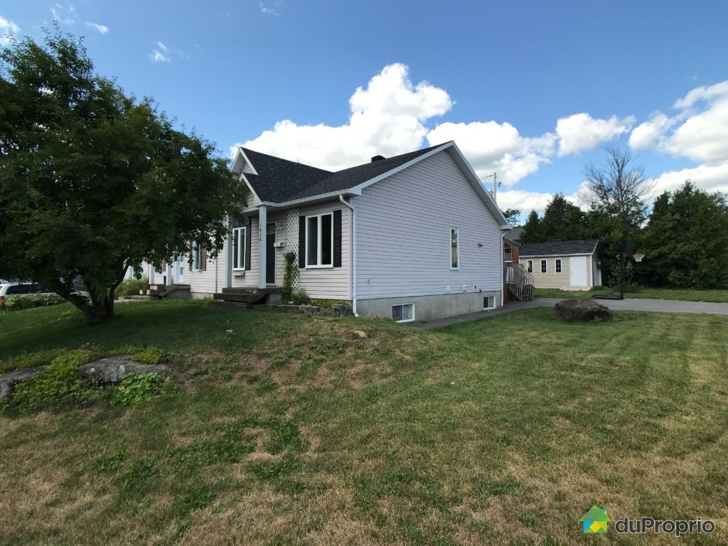 $390,000 - Semi-detached for sale in St-Emile — photo 1