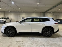 // ACCIDENT FREE!! // Meet the 2025 Toyota Crown Signia Limited AWD, a refined hybrid SUV now availa... (image 9)