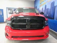 RAM 1500 2019 CLASSIC EXPRESS NIGHT ÉDITION V8 5.7 LITRES HEMI CREW-CAB BOITE 5.7 PIEDS 4X4 TOUT ÉQU... (image 2)