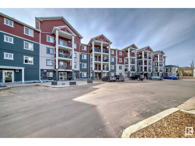 #213 920 156 ST NW Edmonton, Alberta in Condos for Sale in Edmonton