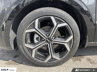 NAVIGATION POWER SUNROOF LEATHER SEATS ALLOY WHEELS COOLING AND HEATED SEATS Fully serviced and reco... (image 5)