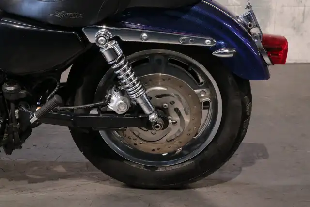 2009 Harley-Davidson SPORTSTER 1200 CUSTOM (XL1200C) in Sport Bikes in Ottawa - Image 10