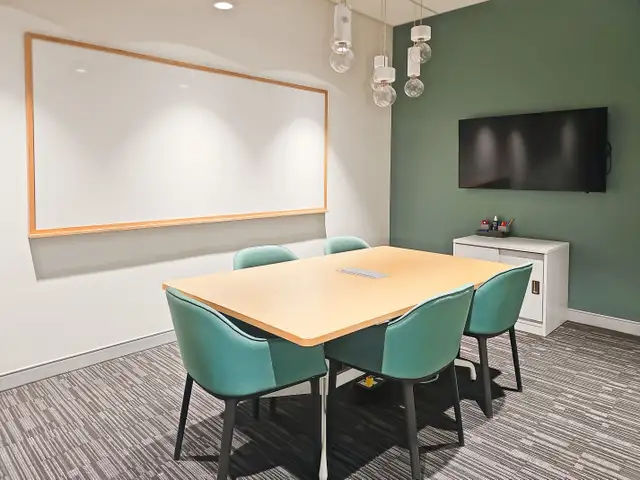 Office space to rent for 10 persons in Spaces Cité Multimédia Mo in Commercial & Office Space for Rent in City of Montréal - Image 9