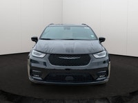 This 2026 CHRYSLER PACIFICA LIMITED has the following options Nappa Lthr Buckets Seats W S Logo, Ful... (image 6)