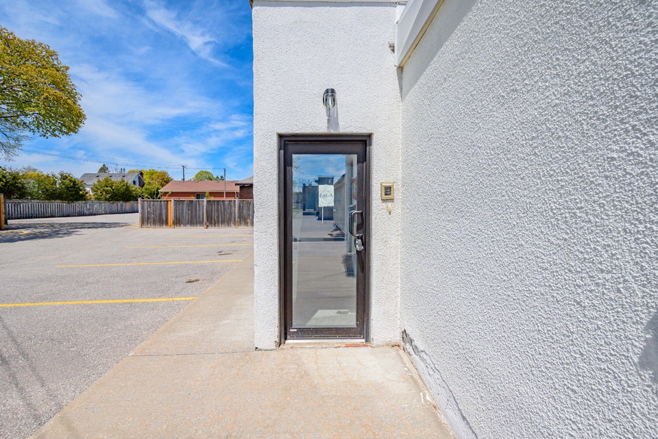 3 Bedroom Apartment in Oshawa 2