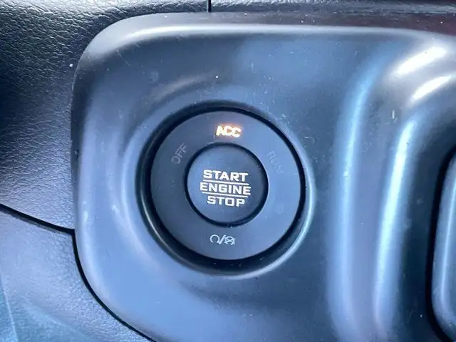 2021 Jeep Gladiator Rubicon | 4x4 | Remote start | Leather in Cars & Trucks in Prince George - Image 31