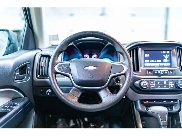 2017 Chevrolet Colorado 4x4 Crew Cab WT Longbox PSeat BCam in Cars & Trucks in Red Deer - Image 15