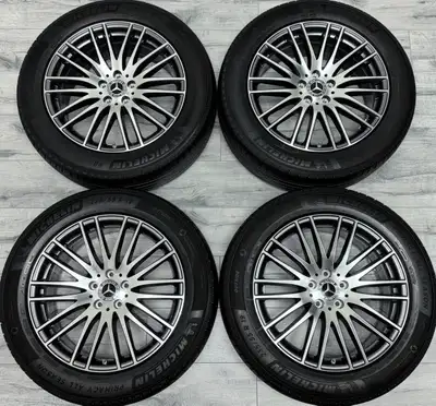 Selling a beautiful set of *BRAND NEW* 2025 Mercedes Benz GLC-Class GLC 300 / GLC 43 AMG original 19...