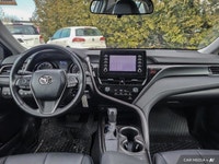 This Toyota Camry delivers a Regular Unleaded I-4 2.5 L/152 engine powering this Automatic transmiss... (image 9)