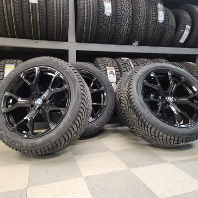 New set (4) staggered BMW X5 wheels & tires BMW X6 tires & wheels Tires 315/35R20 tires REAR 275/40R...