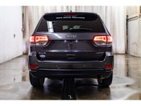 **ACCIDENT FREE - MECHANICALLY CERTIFIED** 99,826 KM This 2021 Jeep Grand Cherokee 4x4 Laredo is pow... (image 8)