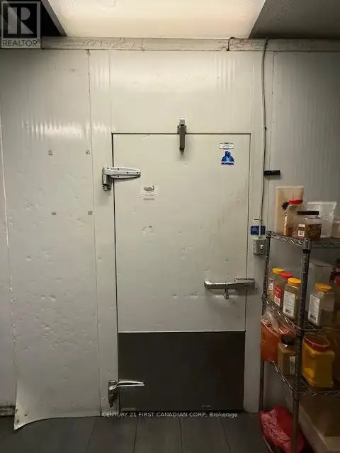 1362 LAMBTON MALL ROAD Sarnia, Ontario in Commercial & Office Space for Sale in Sarnia - Image 21