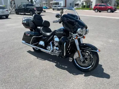 2015 HARLEY-DAVIDSON FLHTK ELECTRA GLIDE ULTRA LTD ABS 103 HARLEY-DAVIDSON FLHTK ELECTRA GLIDE ULTRA...