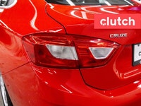 1 OWNER / Bluetooth Music, Hands Free Device Connectivity, Apple CarPlay and more! Clutch is the lar... (image 9)