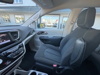 Price includes $1,000 finance credit. Price does not include fees or taxes. Experience the comfort a... (image 9)
