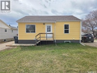 25 Rhodes STREET Redvers, Saskatchewan Regina Regina Area Preview