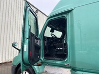 2020 FREIGHTLINER T12664ST;Heavy Duty Trucks - Conventional Truck w/ Sleeper Penske Location 525 MAC... (image 8)