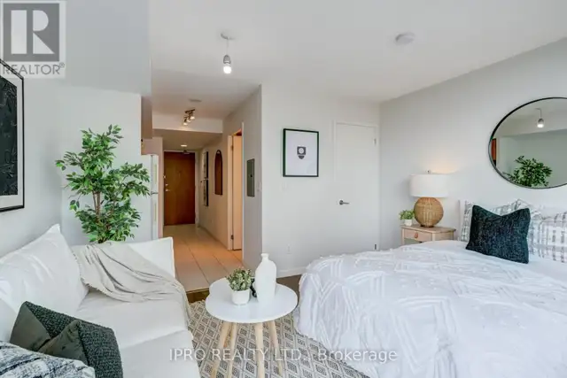 1407 - 219 FORT YORK BOULEVARD Toronto (Niagara), Ontario in Condos for Sale in City of Toronto - Image 6