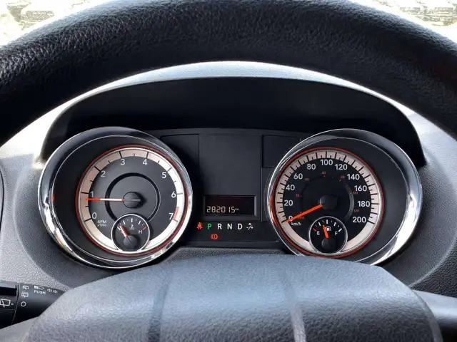 2015 Dodge Grand Caravan Canada Value Package | AS IS | FWD in Cars & Trucks in Mississauga / Peel Region - Image 12