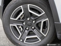 Welcome to 400 Chrysler Dodge Jeep Ram. 1.6L I-4 intercooled turbo engine - Advanced infotainment sy... (image 8)