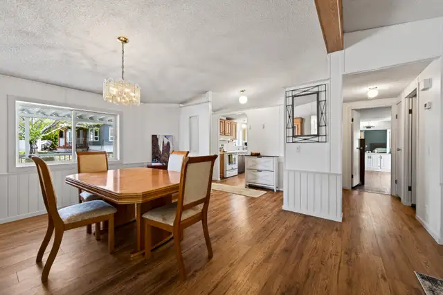 Family Home in Savona - With Detached Shop! in Houses for Sale in Kamloops - Image 3