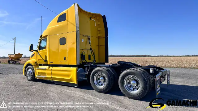 2023 PETERBILT 579 HIGHWAY / SLEEPER TRUCK / TRACTOR in Heavy Trucks in La Ronge - Image 6