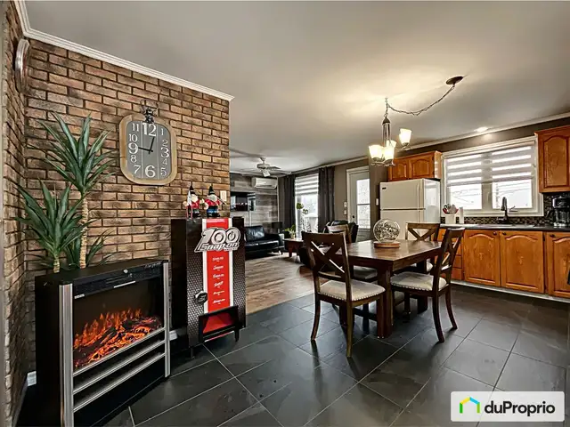 $297,000 - Bungalow for sale in Alma62863773888770121