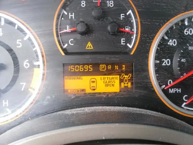 2009 Nissan Armada 4WD 4dr SE FFV in Cars & Trucks in City of Toronto - Image 13