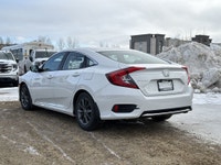 AMVIC Licensed Dealer * Power Sunroof * Rear Vision Camera * Heated Front Seats * Keyless Entry * Re... (image 5)
