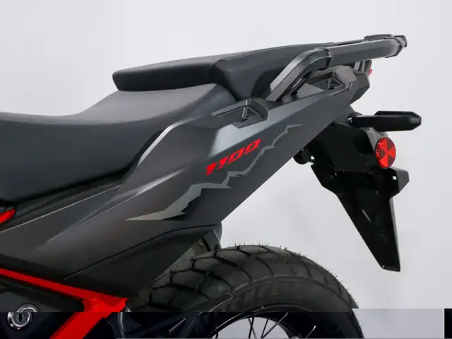 2025 Honda AFRICA TWIN CRF1100S in Street, Cruisers & Choppers in Kelowna - Image 18