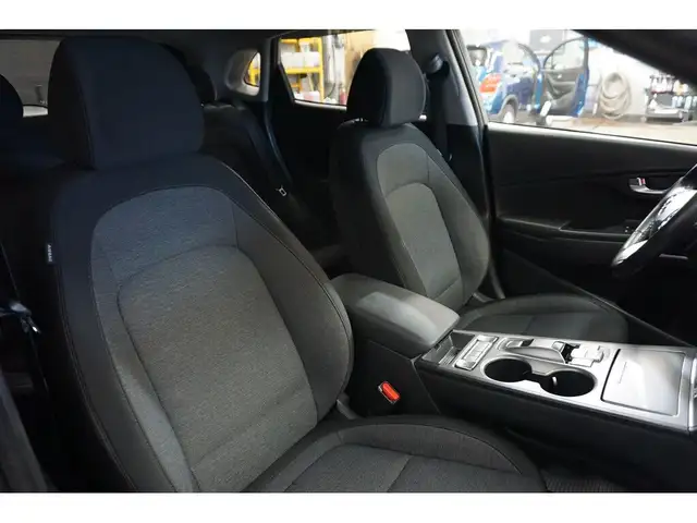 2022 Hyundai Kona Electric EV ELECTRIC / PREFERRED SIÈGES CARPLA in Cars & Trucks in Lévis - Image 34