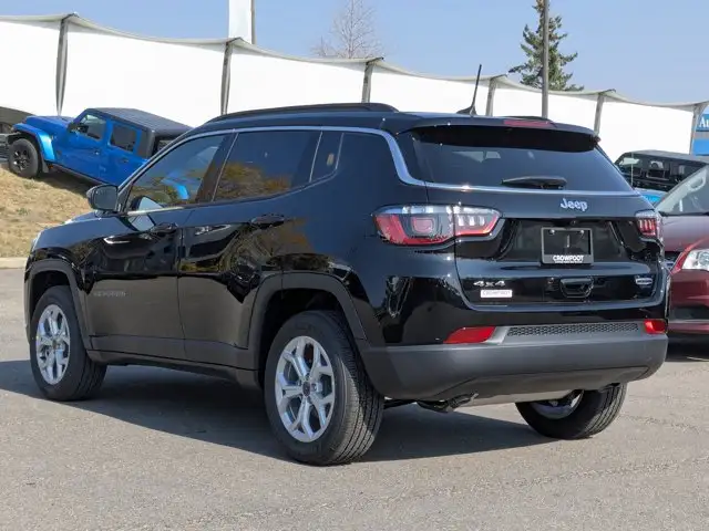 2026 Jeep Compass North * - Panoramic Sunroof - Alpine Audio in Cars & Trucks in Calgary - Image 7