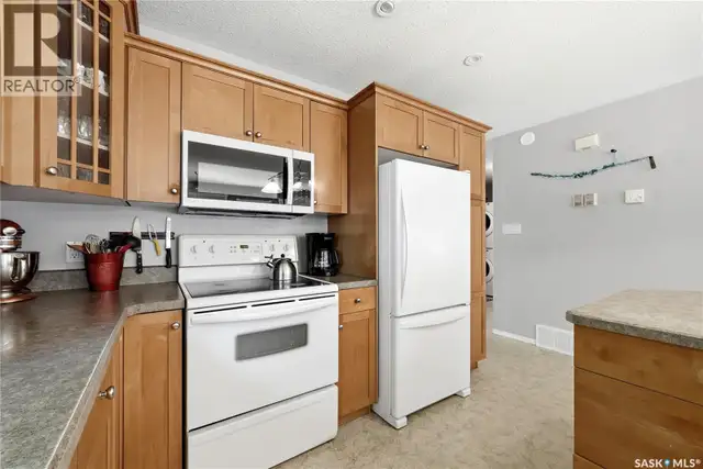 28 Rosedale AVENUE Katepwa Beach, Saskatchewan in Houses for Sale in Regina - Image 17