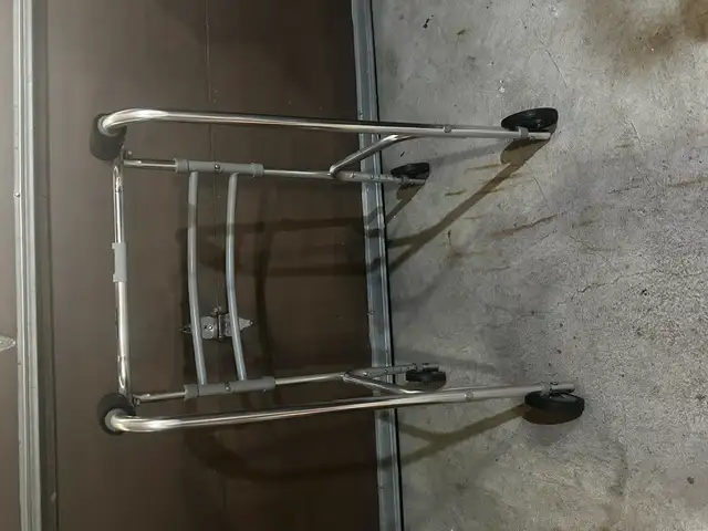Complete equipment for a disabled person in Health & Special Needs in Mississauga / Peel Region - Image 7