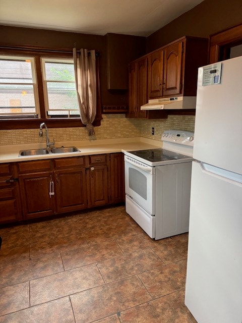 Charming 3 Bedroom Detached Home in Galt! 3