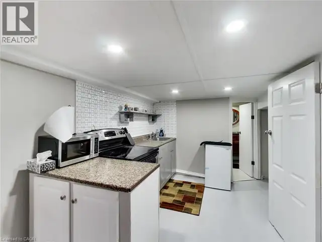 44 FRANCIS Street Hamilton, Ontario in Commercial & Office Space for Sale in Mississauga / Peel Region - Image 23