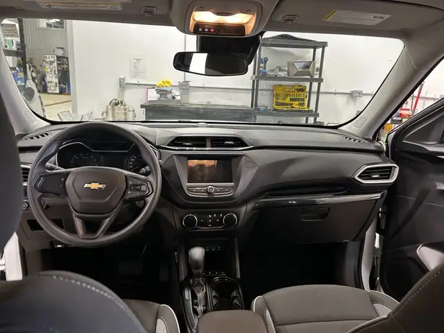 2023 CHEVROLET TRAIL BLAZER LT in Cars & Trucks in Owen Sound - Image 23