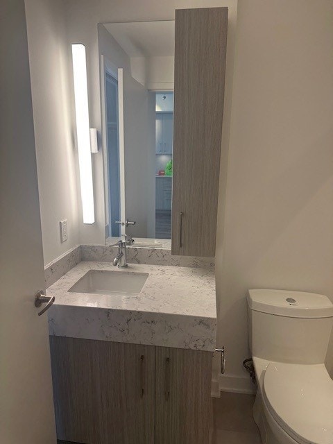 Spacious 1 Plus Den - First Month's Rent Free! 5