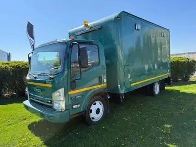 Only 42,551KM's, Ex hydro truck, Well Maintained, Isuzu Diesel 210HP, Automatic,Exhaust Brake, Tilt,...