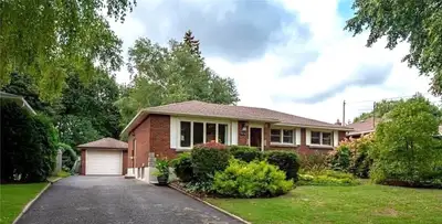 This appealing three bedroom Detached brick bungalow sits on a parklike premium lot of 60 x 171 Ft i...