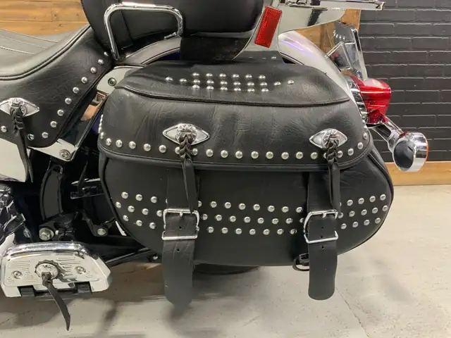 2010 Harley-Davidson Heritage Softail Classic in Street, Cruisers & Choppers in Oshawa / Durham Region - Image 13