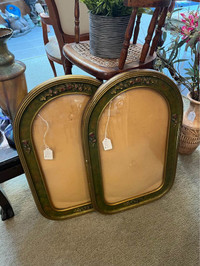 Gorgeous set of two convex glass picture frames