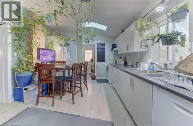 48 BREITHAUPT Street Kitchener, Ontario in Houses for Sale in Kitchener / Waterloo - Image 17