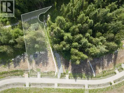 Welcome to Evergreen Estates, a collection of 37 executive lots in Maple Ridge. This rare opportunit...