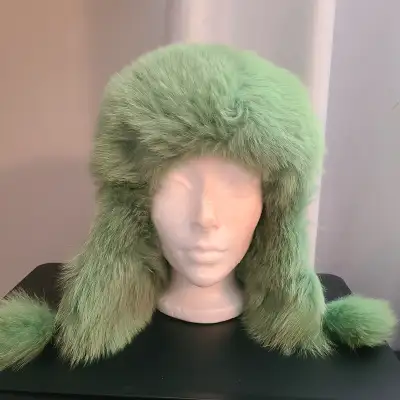 Brand New WOMENS ARCTIC FOX FUR EXCURSION TRAPPER HAT WITH POM, View more